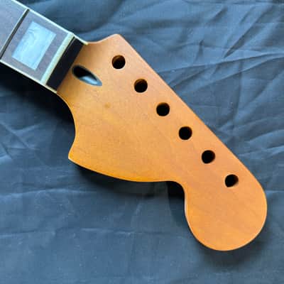 BMC Guitar Neck Jazzmaster® Strat® Stratocaster® 22 Fret Roasted Maple MOP Block Inlays Bound With Rosewood Fingerboard Nitro Lacquer 2025 - 9.5 Radius   [JM102] image 2