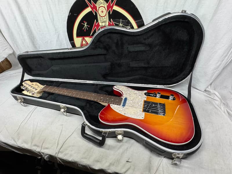 Fender American Deluxe Telecaster Guitar with Case 2008 - Aged Cherry Sunburst / Rosewood fingerboard