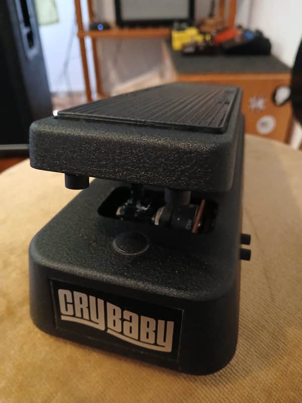 Dunlop 95Q Cry Baby Wah 2000 - Present - Black image 1