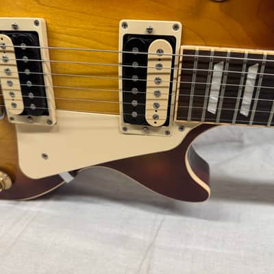 Gibson Les Paul Classic T Guitar with Case 2017 image 6