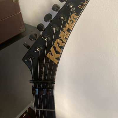 Kramer Proaxe 1989 - candy apple red USA image 3