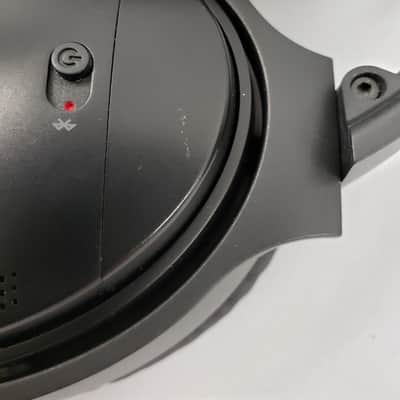 Bose QC35 Wireless Headphones image 8