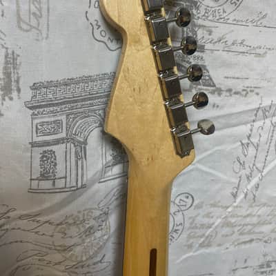 2005 Fender FSR Deluxe Vintage Player ‘62 Stratocaster Ice Blue Metallic Thin Skin Lacquer Matching Headstock 22 Frets Wildwood Spec ARVI Reissue RARE! image 3