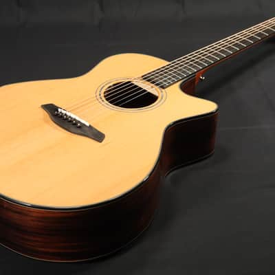 Furch Yellow Deluxe Gc-CR EAS Gc w/ Bevel Duo (Cedar top) Hard case with EAS Pickup 692 image 3