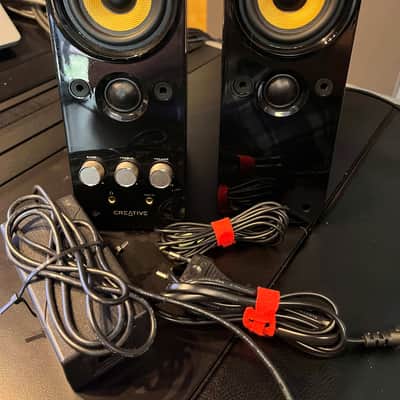 Creative Labs - GigaWorks T20 Series 2 - Desktop Speaker System imagen 1