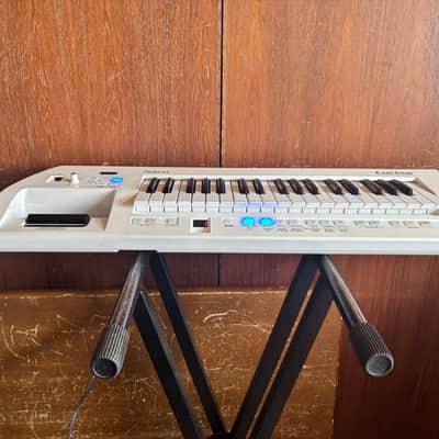 Roland Lucina AX-09 37-Key Keytar Synthesizer Pearl White w/ power supply image 4