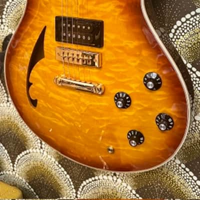 EVH SA-126 2024 - Tobacco burst image 2