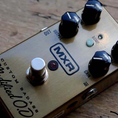 Immagine MXR "Custom Badass Modified O.D. Gold Sparkle" (M77) - 12