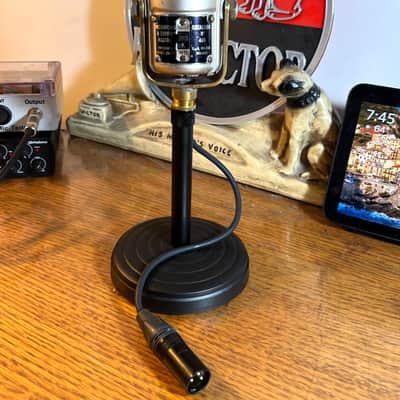 Vintage 1950's Geloso 416 Ribbon Microphone, rebuilt & works great w/desk stand image 2