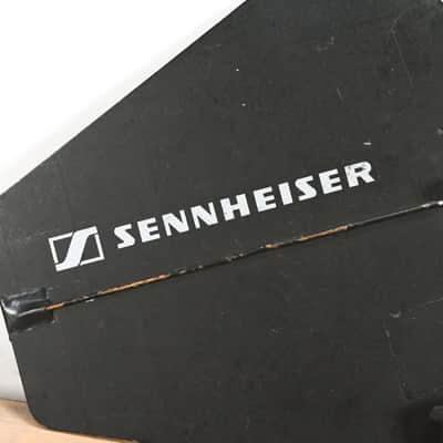 Sennheiser A-2003-UHF Passive Directional Antenna - 450-960 MHz CG01175 image 2