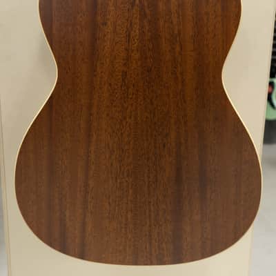 Alvarez AF60AGP OM/Folk Acoustic Guitar Pack image 5