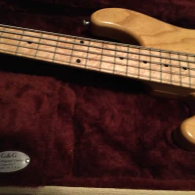 Lakland S 55 L-MN Natural left hand bass image 3