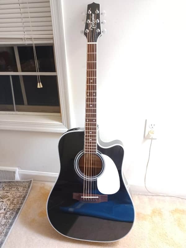 mint takamine ef341sc with case image 1