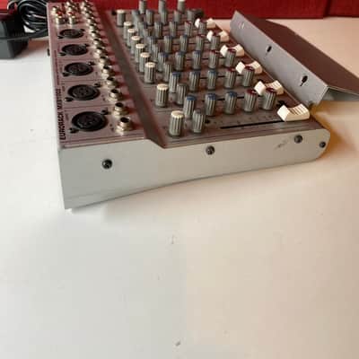 Behringer Eurorack UB1002 10-Input 2-Bus Mixer image 6