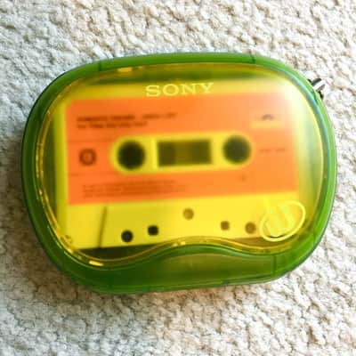 Sony WM-EQ2 [COLLECTIBLE] Walkman Cassette Player, Super Rare Green, NEAR MINT Working Shape !! image 10