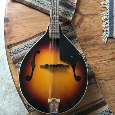 Kentucky KM-150S mandolin Sunburst image 4
