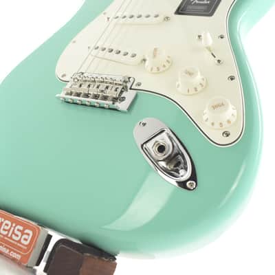 Fender Player Stratocaster with Pau Ferro Fretboard 2023 Seafoam Green 3828gr image 5