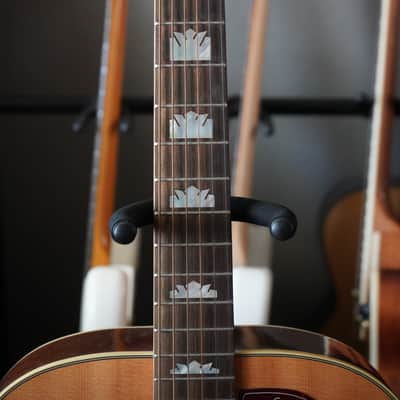 Gibson SJ-200 Studio Walnut 2020 - 2022 - Antique Natural image 3