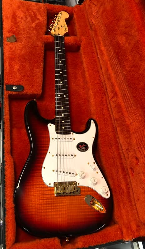 Fender 1996 50th Anniversary Stratocaster, Limited Edition, Sunburst 2389 of 2500 with Case - Pre Owned image 1