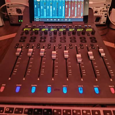 Avid S1 8-Fader EUCON Desktop Pro Tools Control Surface 2023 - Black image 2