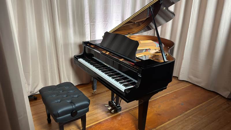 Yamaha GC1 2003  #6036475 - Ebony Polish image 1