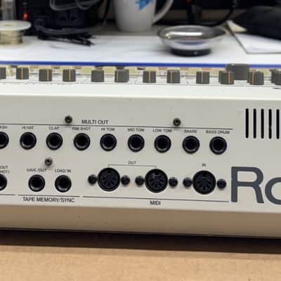 Roland TR-909 110v Rhythm Composer Analog Vintage Drum Machine TR909 image 13
