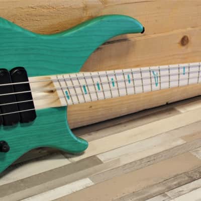 Dingwall Customshop ABZ 3-4 Marina Green image 1