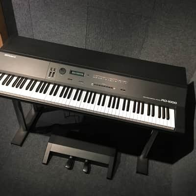 Roland RD-1000 Digital Piano w Stand. 88 Keyboard Has Seen Studio Use Only, NICE ! image 12