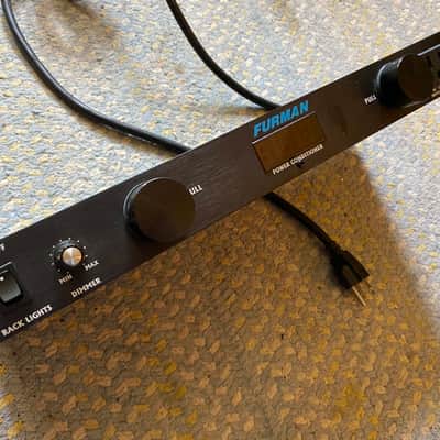 Furman M-8D image 3