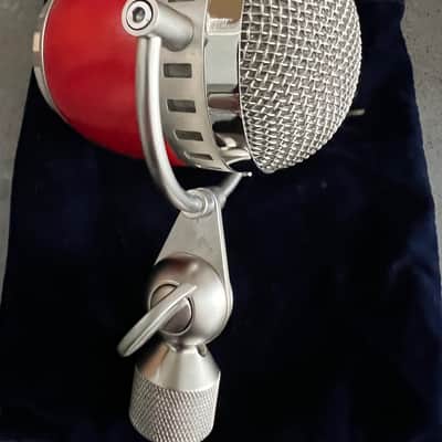 Electro-Voice Cardinal Cardioid Condenser Microphone | Reverb