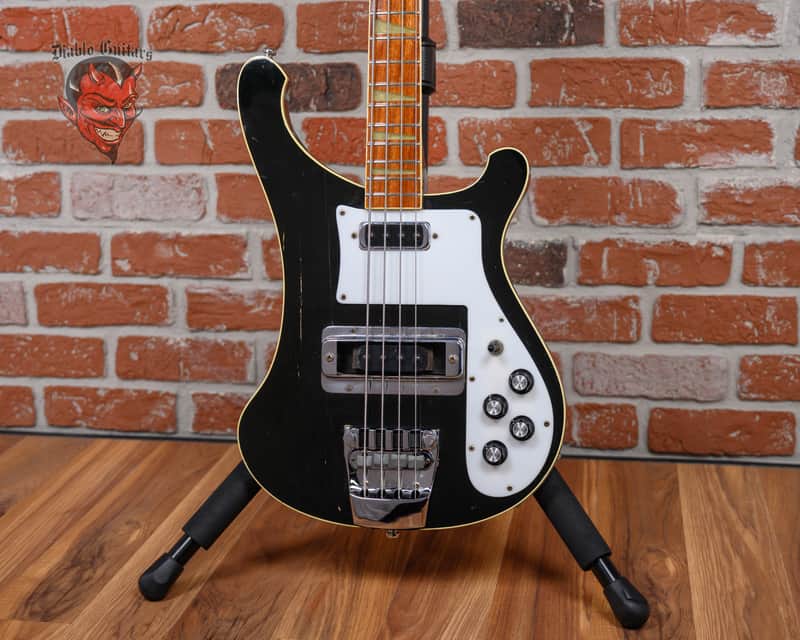 Rickenbacker 4001 Jetglo 1974 w/Hard Shell Case - Good