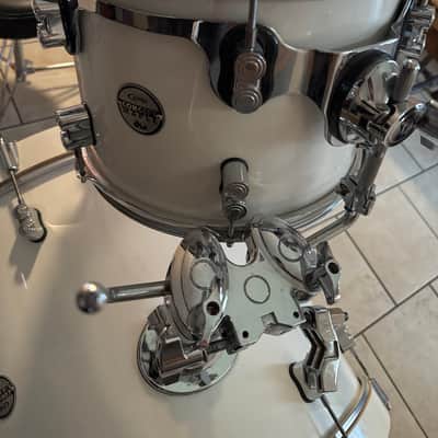 PDP PDCM0912STTW Concept Maple Series 9x12" Mounted Tom with Chrome Hardware 2010s - White image 1