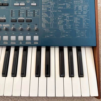 Korg MS2000 2000s - Blue image 4