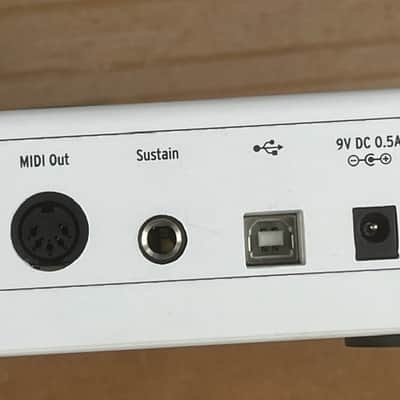 Arturia Keylab 49 Midi Keyboard - White image 4