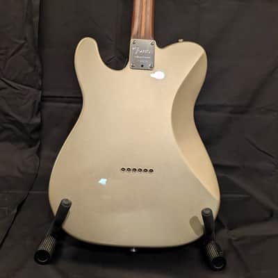 Fender Limited Edition American Professional Telecaster Deluxe with Rosewood Neck 2017 - 2018 - Champagne image 9