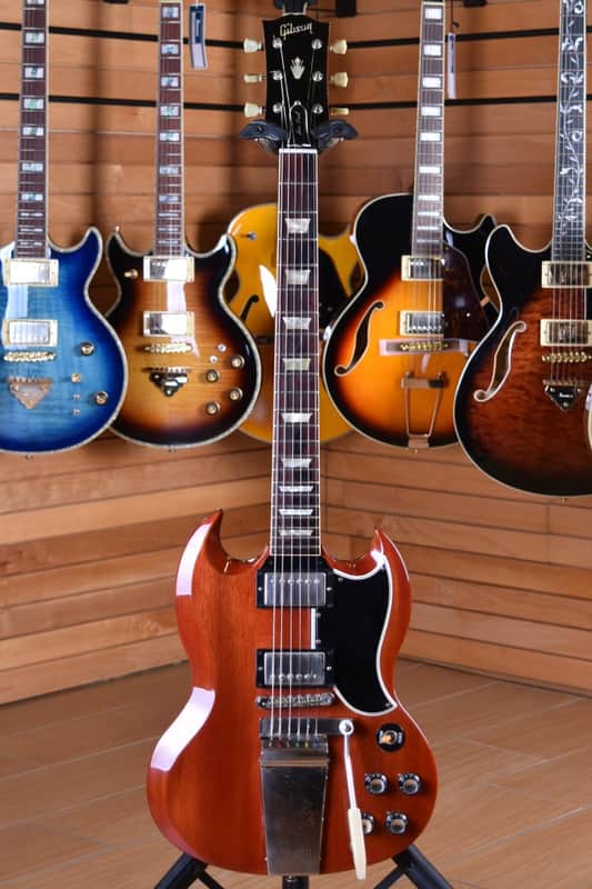 Gibson Custom 1961 Les Paul SG Standard Reissue VOS Maestro Vibrola Cherry Red - Mint