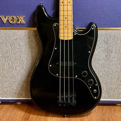 squire bronco bass 黒 musicmaster 仕様 【公式通販】
