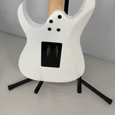 Ibanez RG450DXB-WH Standard with Jatoba Fretboard 2018 - Present - White image 4