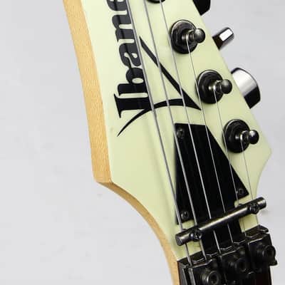 Ibanez PGM30-WH Paul Gilbert Signature with Lo TRS II Tremolo 1995 - 2002 - Vintage White image 21