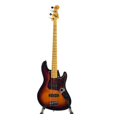 Used Fender American Deluxe Jazz Bass Maple Neck Tobacco 3-Tone Sunburst image 2