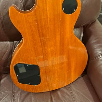 Gibson Les Paul Classic Custom Electric Guitar image 9