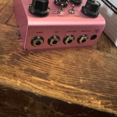 Strymon DIG Dual Digital Delay V2 2022 - Present - Pink image 3