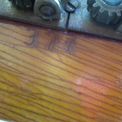 Futurama model III electric  guitar late 50's/early 60's red image 9