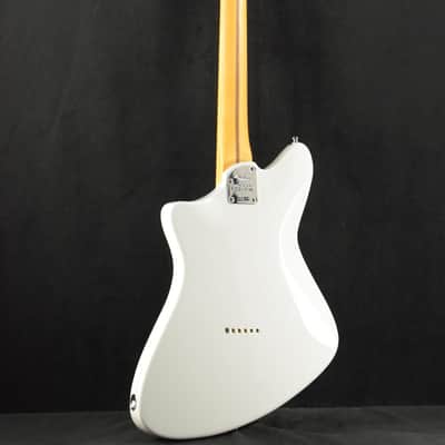 Mint Fender American Ultra II Meteora Avalanche Maple Fingerboard image 7