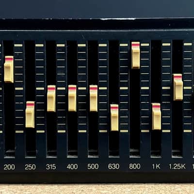 Yamaha Vintage Q1027 Professional Series Graphic Eq - Black image 3