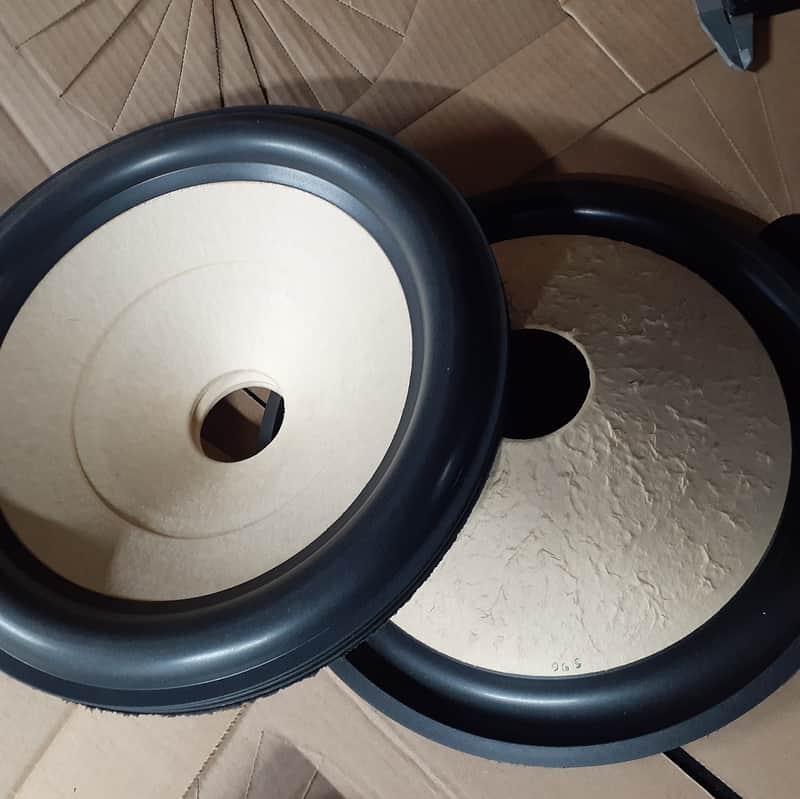 12" HEMP SUBWOOFER CONES 4 AVAILABLE FAT ROLL HEMPOPOTAMUS S28 2" VcID S28 Bild 1