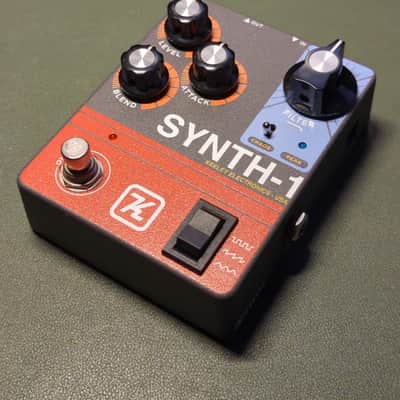 Keeley Synth 1 Reverse Attack Fuzz Wave Generator 2019 - Present - Grey / Red / Blue image 1