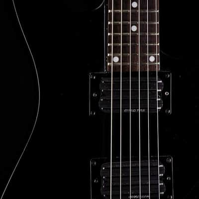 2003 Kramer Baretta Neck Thru Electric Guitar, Locking Tremolo image 6