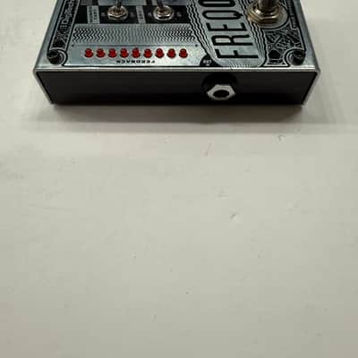 Digitech FreqOut Natural Feedback Creator Guitar Effect Pedal image 4
