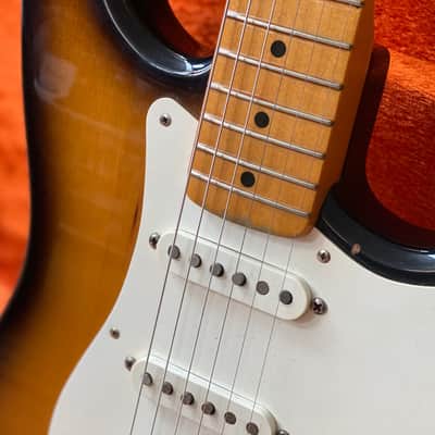 '94 Fender US Vintage Series - '57 Reissue Stratocaster - 2 Colour Sunburst image 4